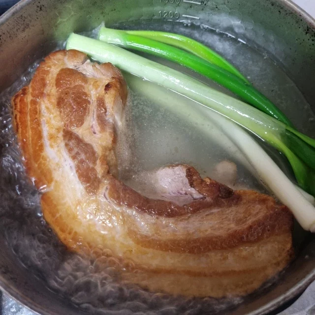 장조림과 동파육과 비슷한 부타노가쿠니 레시피 3