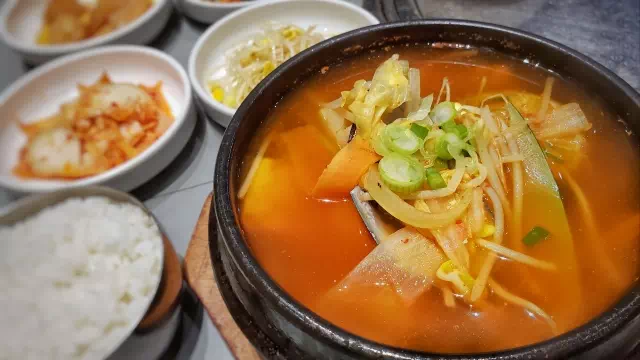 매운탕 끓이는 법과 비법 재료들 3